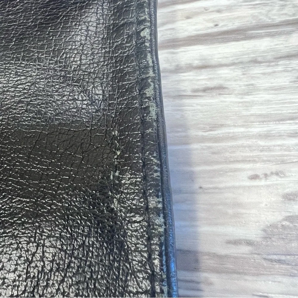 Elegant Woven Crossbody Bag with Tassel - REMARKABLE! - Picture 8 of 14